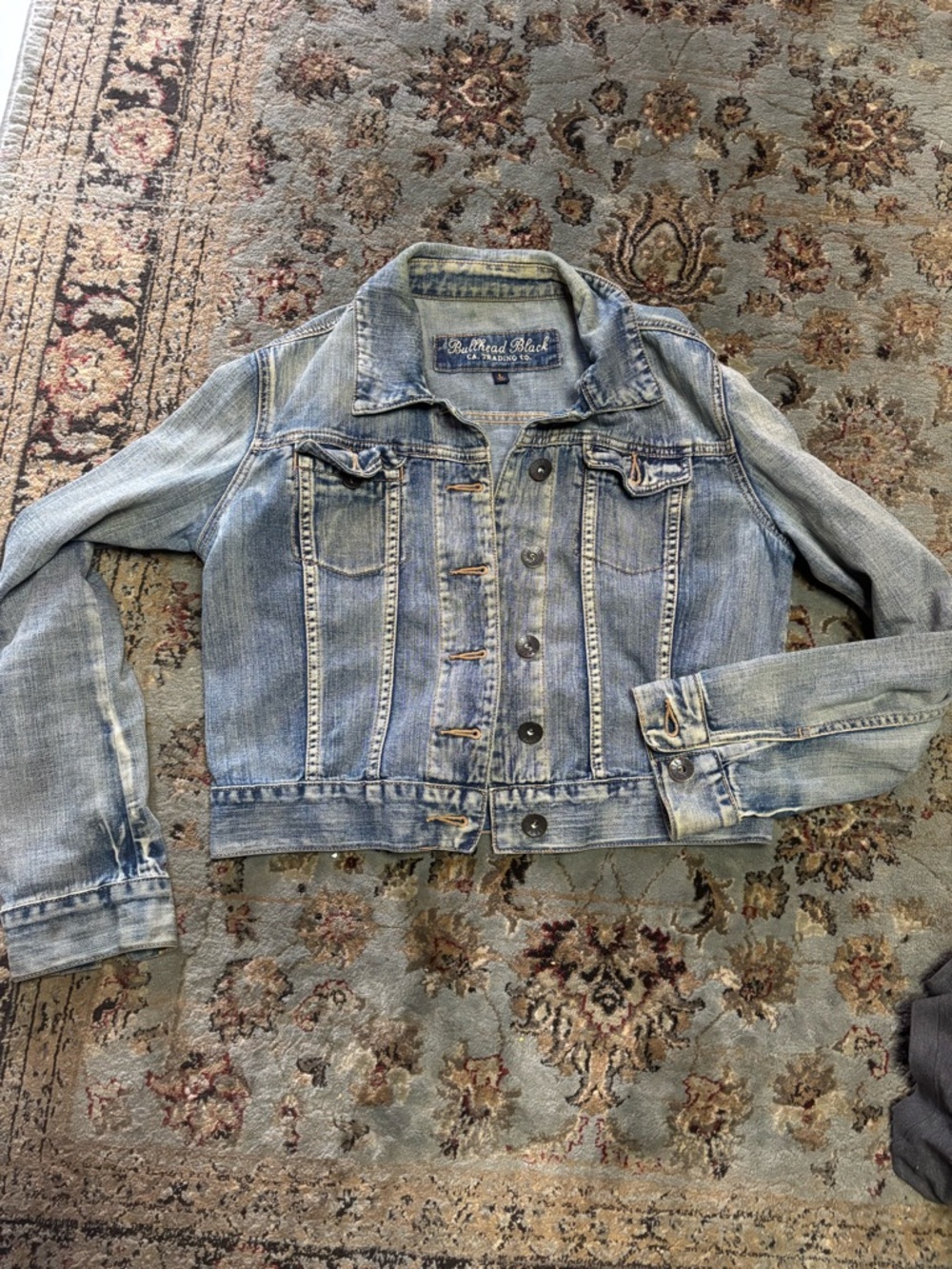Bullhead Black 100% Cotton Faded Light Blue Cropped Denim Jacket